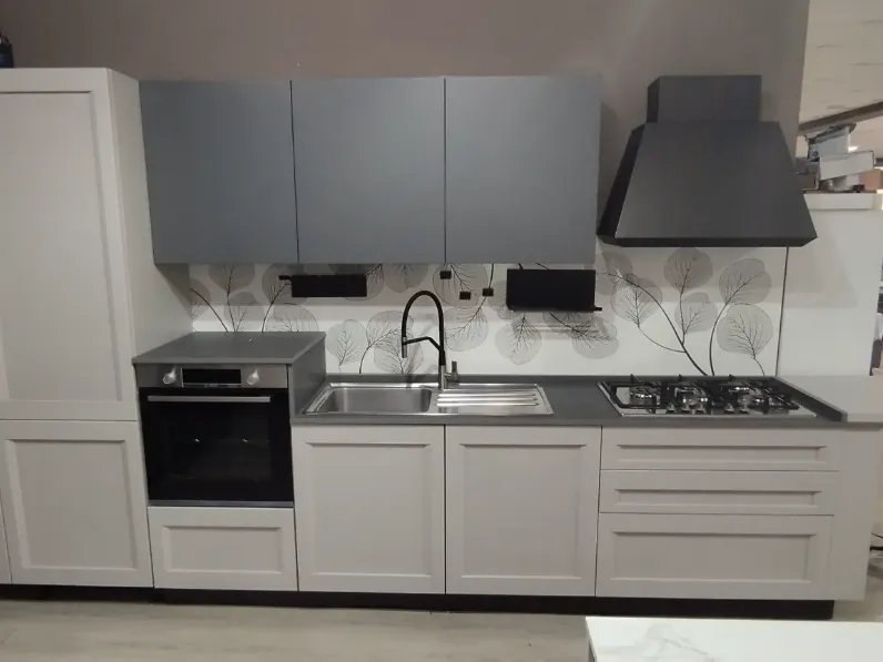 Cucina a PREZZI OUTLET in legno Arredo3 -60%