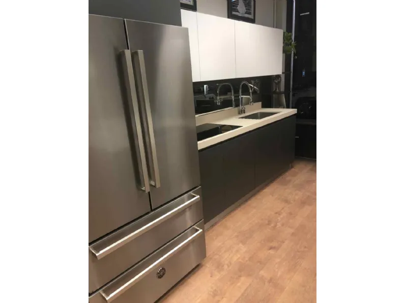 Cucina Antares Expo OFFERTA OUTLET sconto 31% 