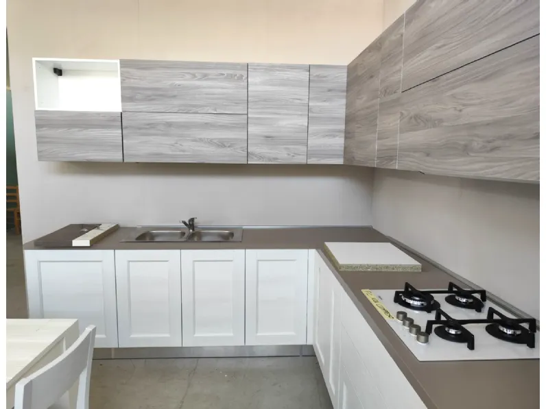 Cucina bianca inglese ad angolo Arrex Fiorella taiga a soli 4100 Euro