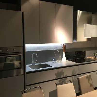 Cucina First moderna grigio Snaidero lineare scontata 30%