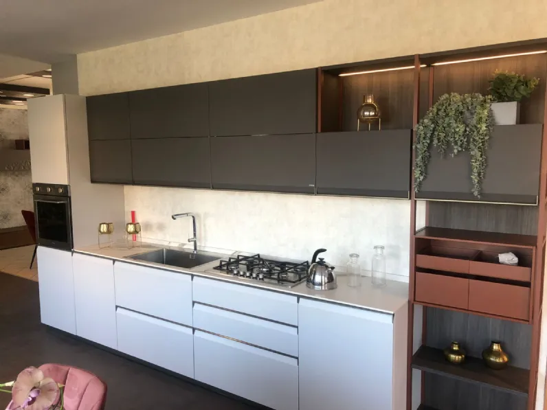 Cucina moderna lineare Formalia Scavolini a prezzo ribassato