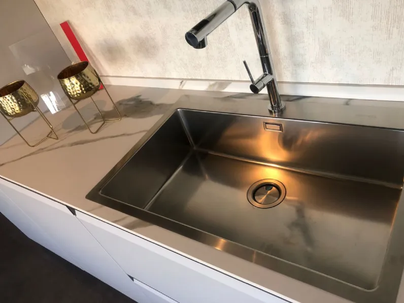 Cucina moderna lineare Formalia Scavolini a prezzo ribassato