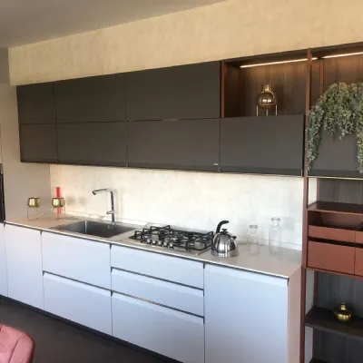 Cucina moderna lineare Formalia Scavolini a prezzo ribassato