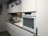 Cucina con isola in laminato materico grigia Formalia a prezzo ribassato