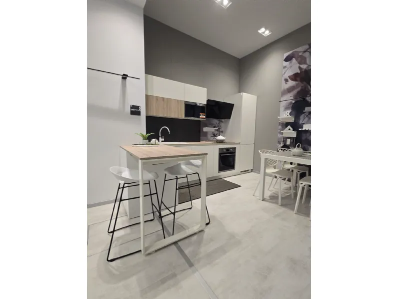 Cucina a prezzo scontato con penisola moderna Liberamente Scavolini