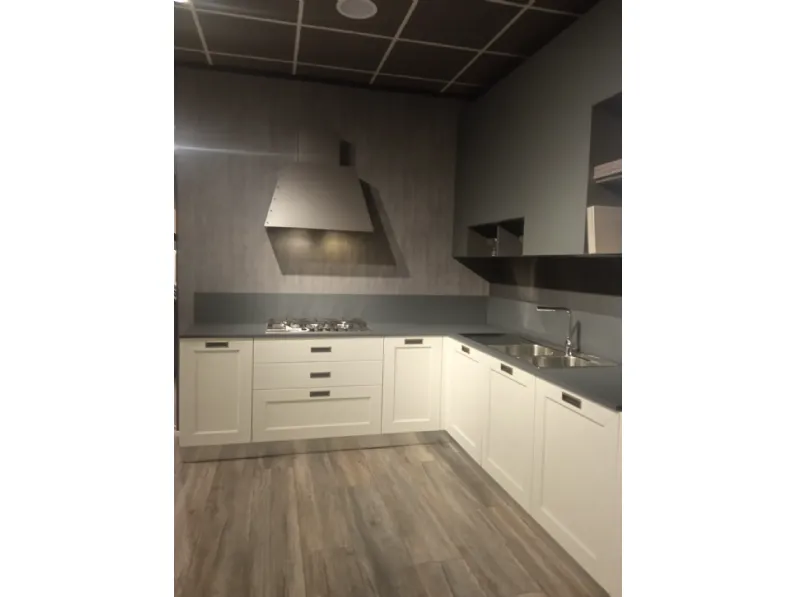 Cucina design ad angolo Loft wood laccata Arrex-2 a prezzo ribassato