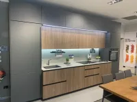 Cucina Metropolis moderna grigia Stosa lineare scontata 50%