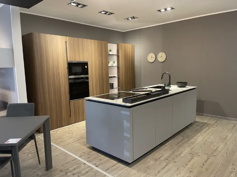 Cucina Mod kali moderna noce Arredo3 con isola scontata 40%