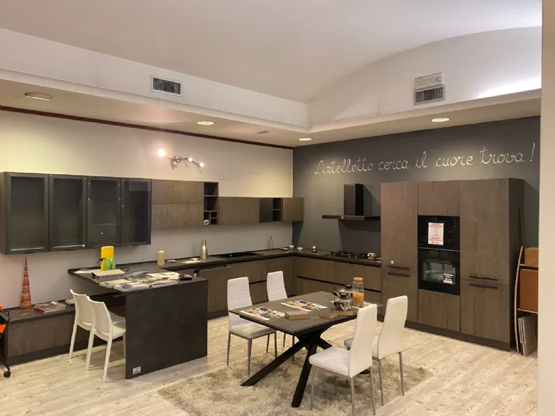 Cucina Modello nala anta impiallicciata spessa mm. 22 design rovere moro ad angolo Mobilturi cucine