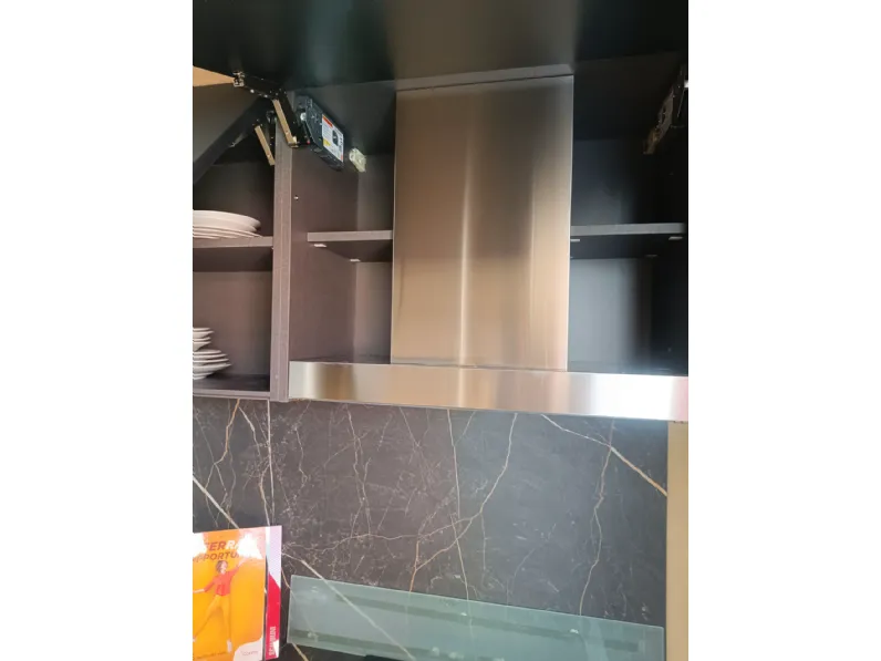Cucina Scavolini design lineare antracite in laccata opaco Regola
