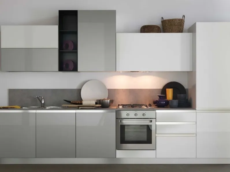 Cucina lineare Sky Ar-tre con uno sconto vantaggioso