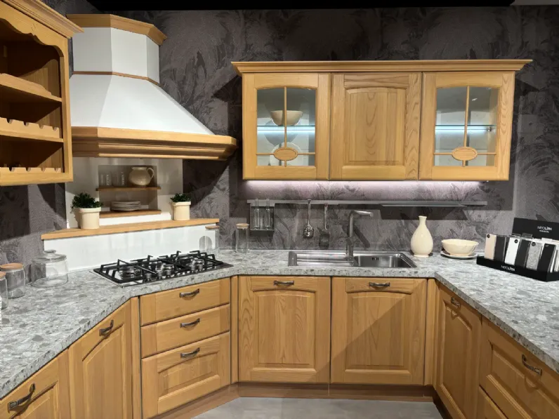 Cucina con penisola classica rovere chiaro Lube cucine Veronica a soli 14000 Euro