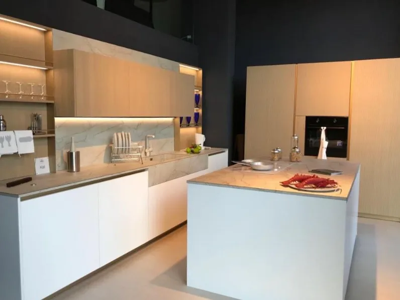 Cucina modello Asia kali con isola Arredo3 PREZZO SCONTATO 40%