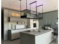 Cucina moderna ad isola Stosa Stosa composizione con cappa di design a prezzo ribassato
