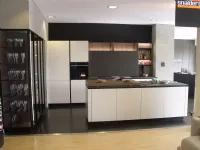 Cucina Look moderna altri colori Snaidero con isola scontata 100%