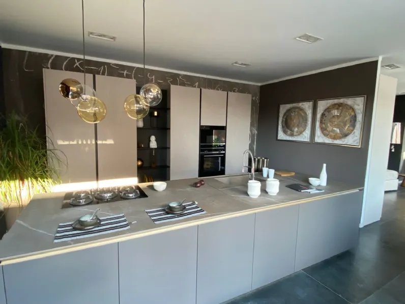 Cucina moderna ad isola Bluna Binova a prezzo scontato