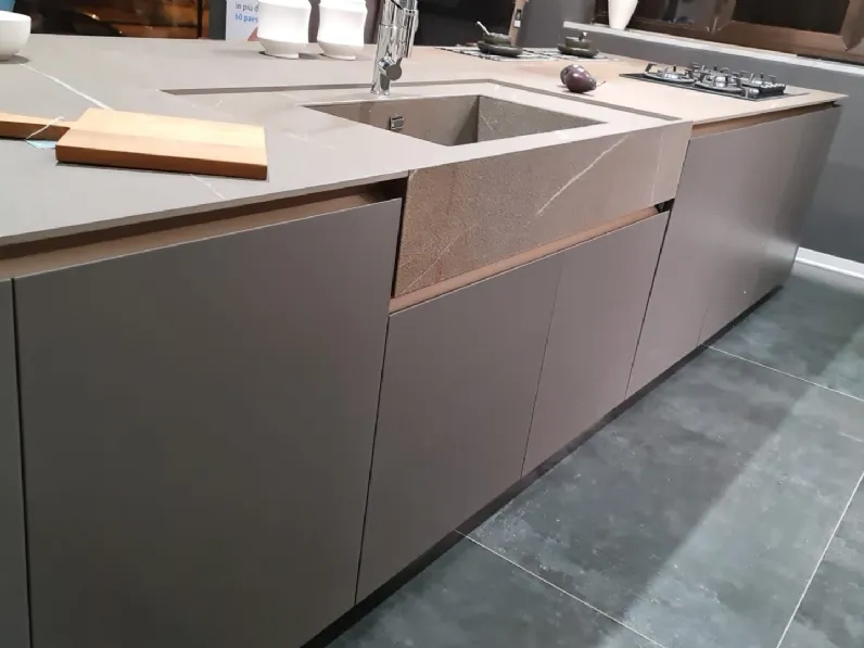 Cucina moderna ad isola Bluna Binova a prezzo scontato