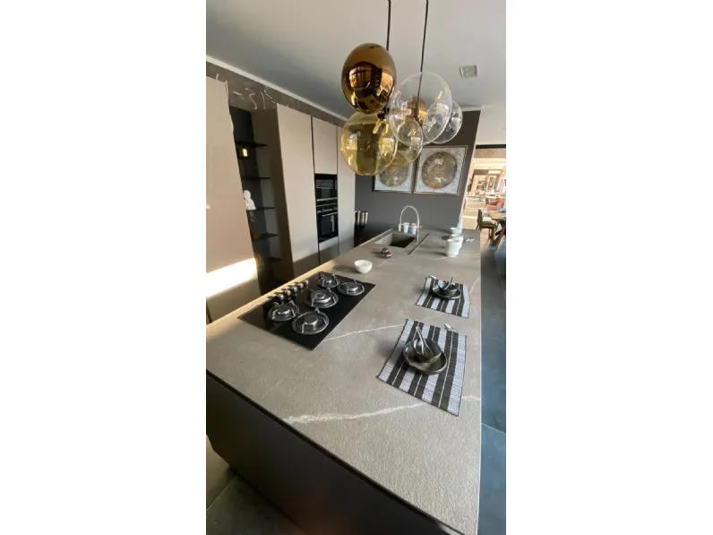Cucina moderna ad isola Bluna Binova a prezzo scontato