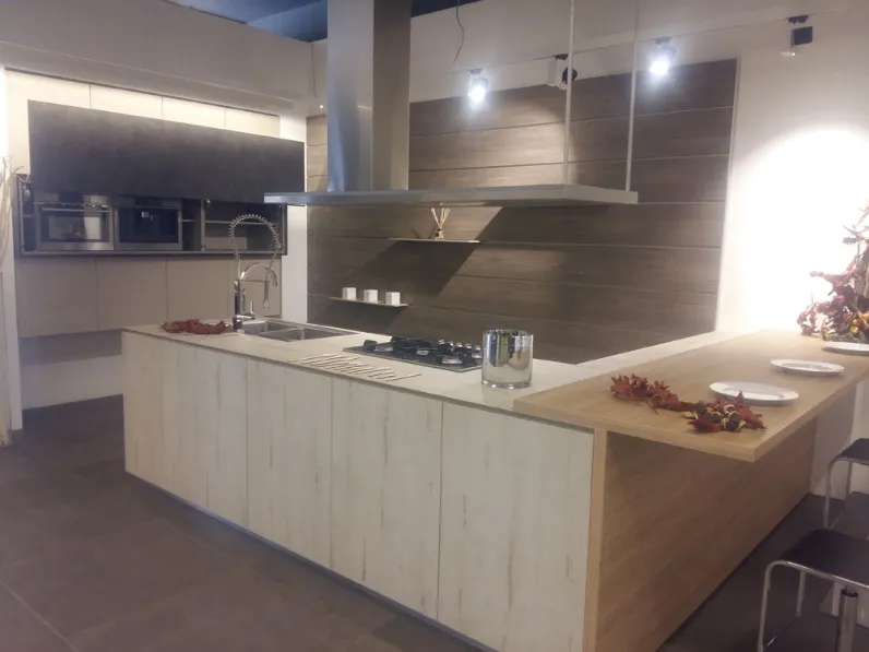 Cucina moderna Aster Cucine di esposizione scontata