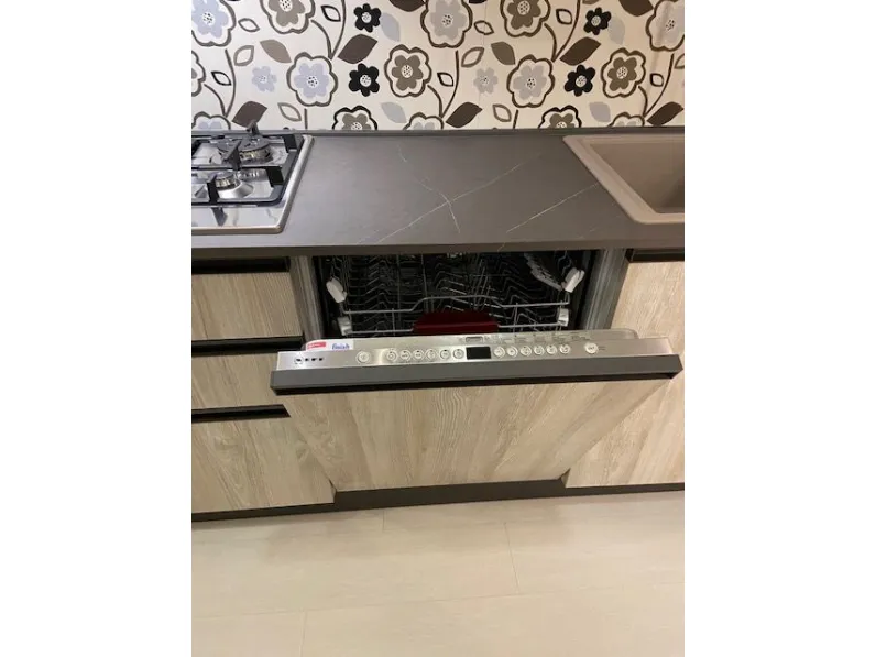Cucina moderna bianca Arrex lineare Lab scontata
