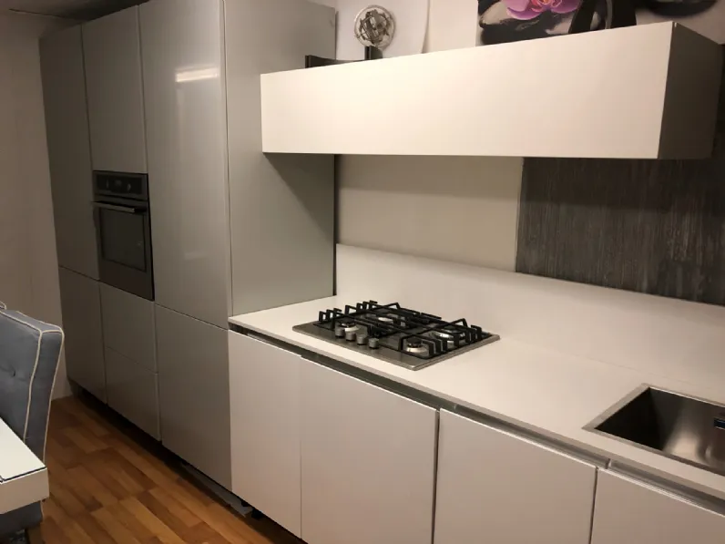 Cucina moderna bianca Essebi cucine lineare Cucina polimerico lucido scontata
