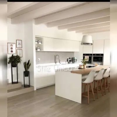 Progetta la tua cucina moderna bianca Febal ad isola Nicole a 10400.