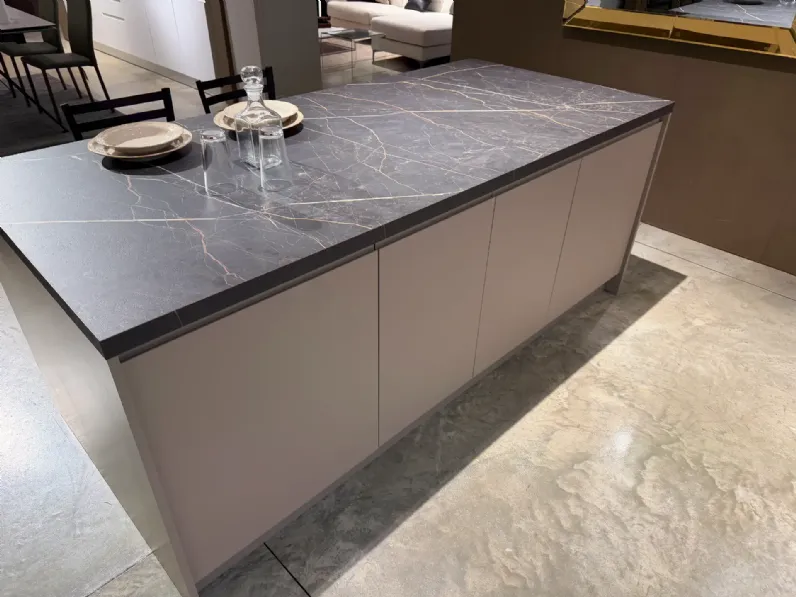 Cucina con isola moderna tortora Mobilturi Kelly a soli 6800 Euro