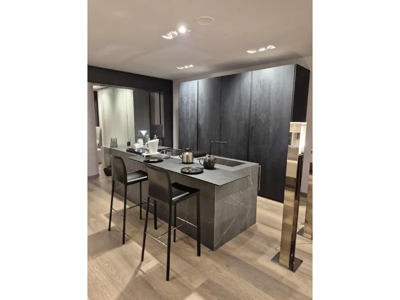 Cucina moderna con isola Skill Modulnova a prezzo scontato