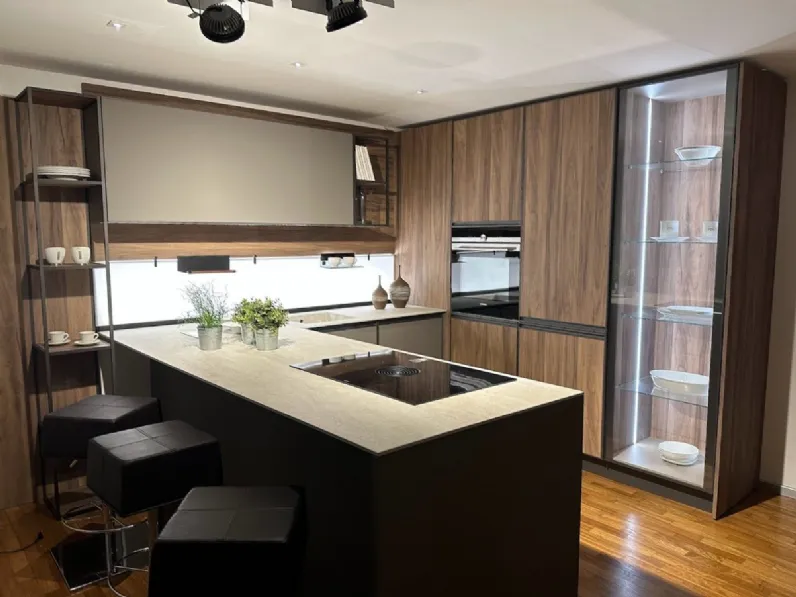 Cucina Kronos moderna noce con penisola Arredo3 scontata 60%