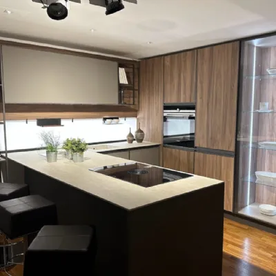 Cucina a prezzo ribassato con penisola moderna Kronos Arredo3