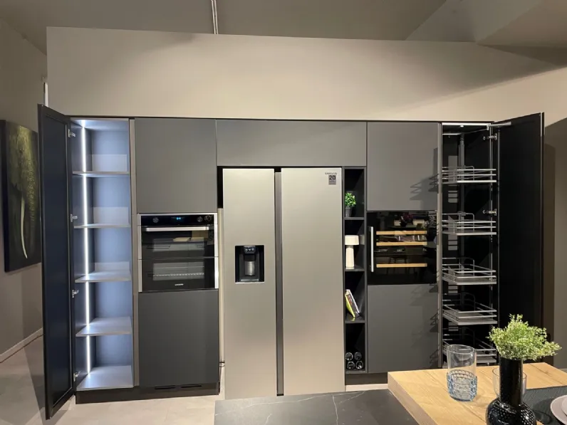 Cucina moderna con penisola Glass Arredo3 in altri colori, scontata!