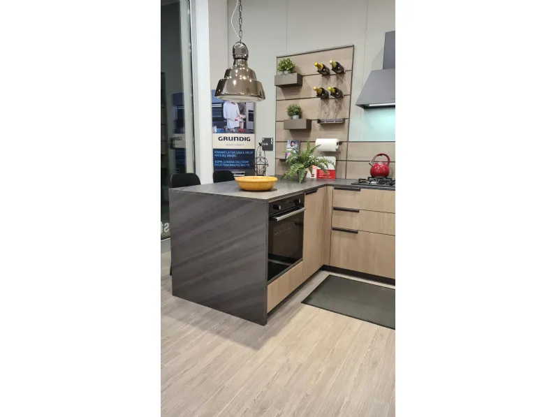 Cucina rovere chiaro moderna con penisola Scavolini Mia a soli 9900 Euro