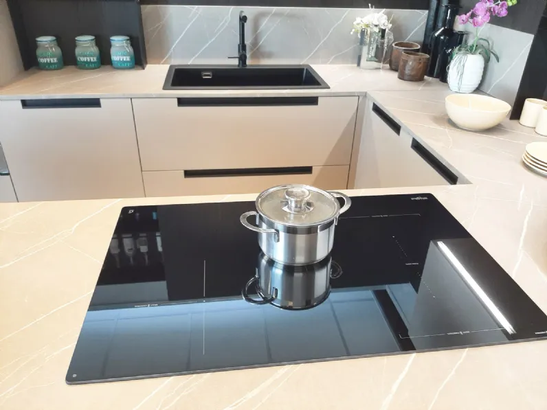 Cucina a PREZZI OUTLET in polimerico opaco Gentili group -50%