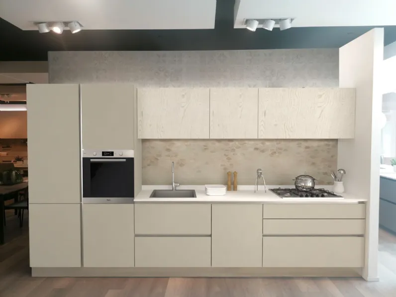 Cucina moderna grigia lineare Start Time di Veneta Cucine a 7300.