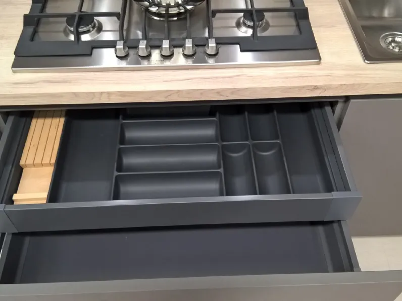 Cucina moderna grigio Ar-tre lineare Cemento scontata