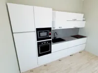 Cucina moderna lineare Astra Line  a prezzo scontato