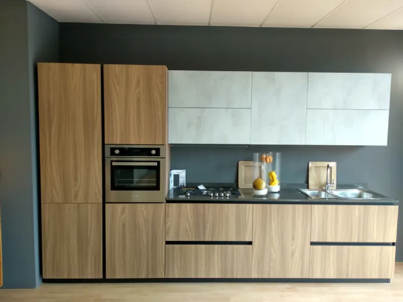 Cucina moderna lineare Cubodesign Cucina noce dozuki a prezzo ribassato