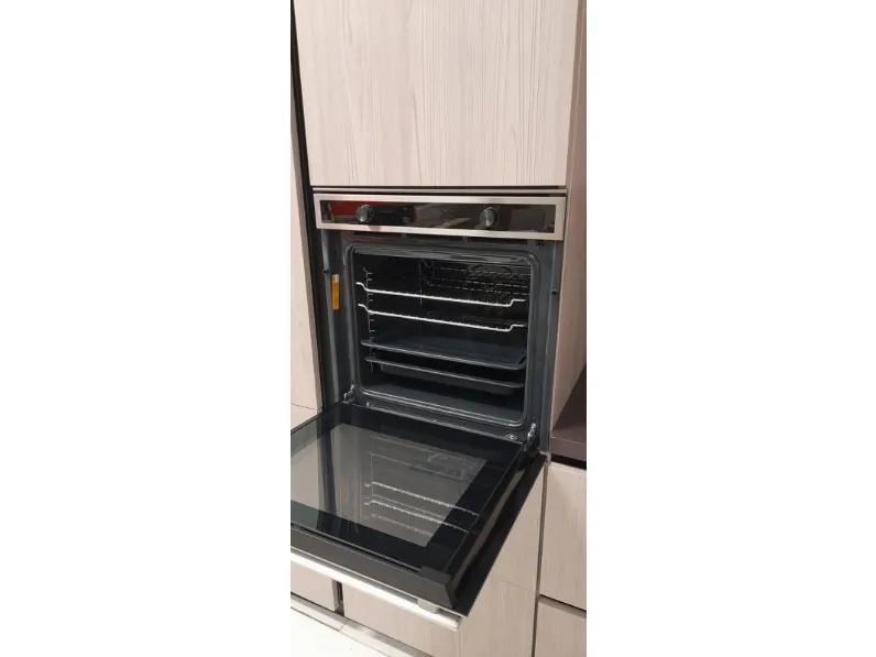 Cucina lineare in laminato materico a prezzo ribassato 50%