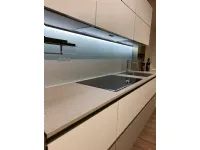 Cucina lineare in laminato materico a prezzo scontato 25%