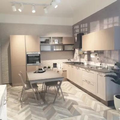 Cucina moderna tortora Creo kitchens ad angolo Kyra scontata