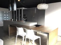 Cucina Modulnova design ad isola tortora in vetro Twenty kerlite