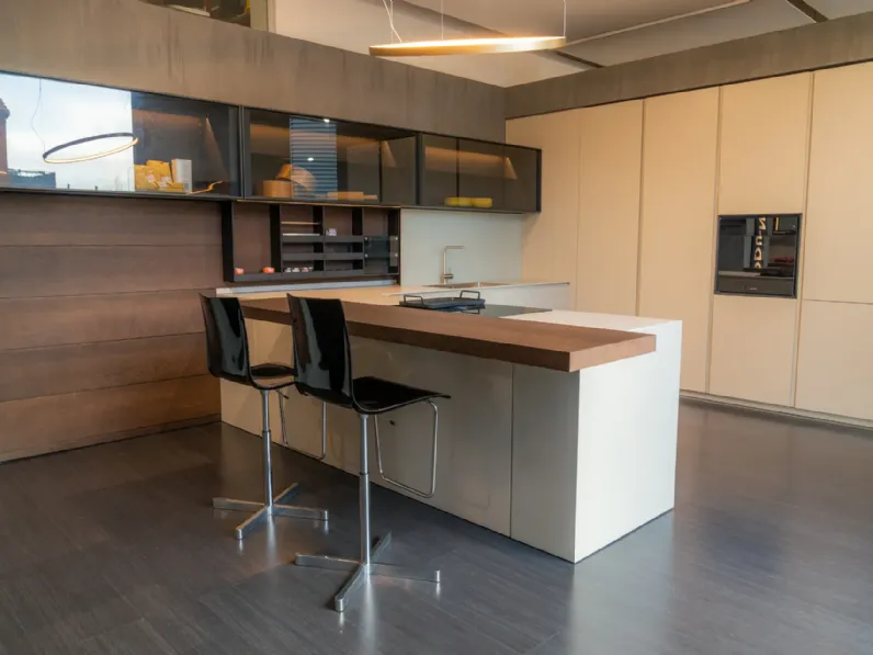 Cucina con penisola in laccata opaco altri colori Twenty a prezzo scontato