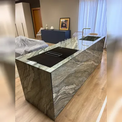 CUCINA con isola Artigianale Monolith SCONTATA 55%