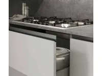 Cucina ad angolo in laminato materico magnolia Milano a prezzo ribassato