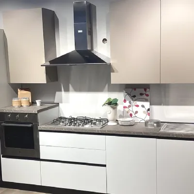 Cucina Delizia lineare Net cucine con uno sconto imperdibile