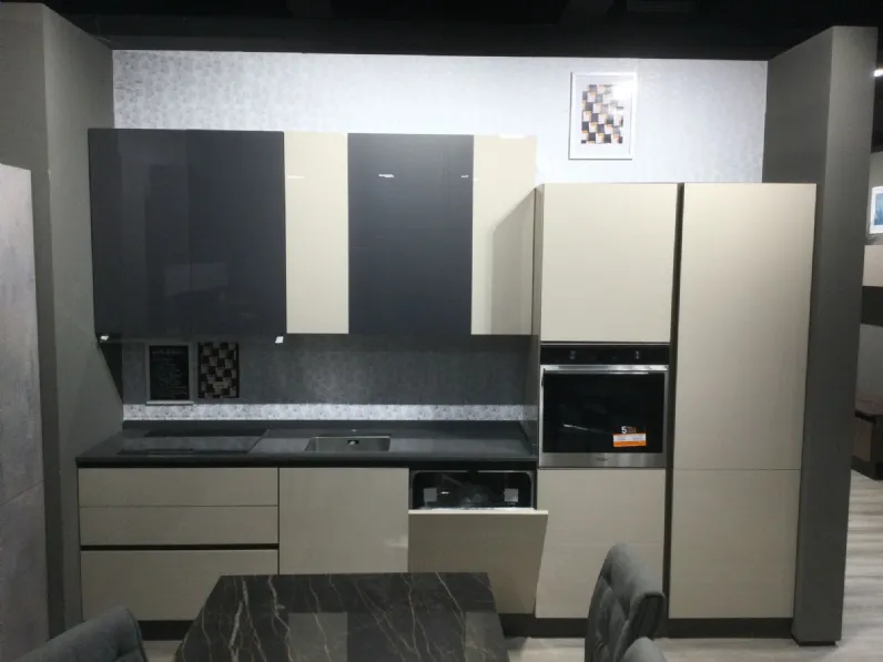 Cucina lineare moderna grigio Mobilturi Nevada piana quarzo a soli 3990