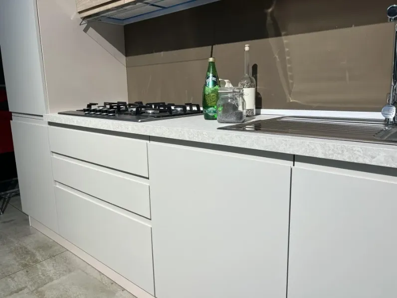 Cucina New kelly  lineare Mobilturi con un ribasso imperdibile