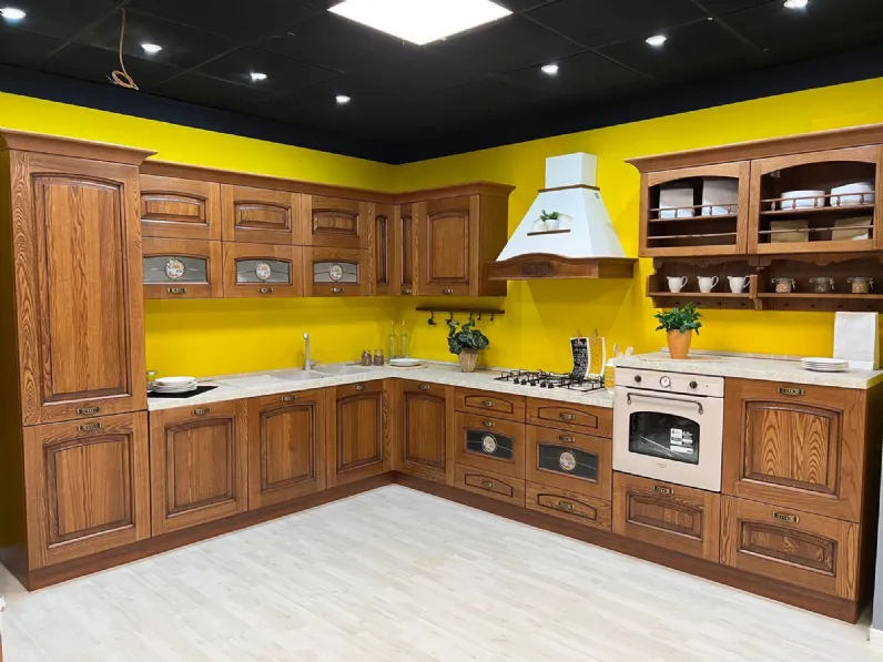 Cucina noce classica ad angolo Elena Mobilturi a soli 5990