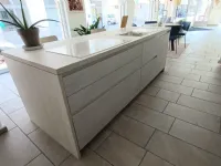 Cucina con isola in nobilitato bianca Green a prezzo ribassato