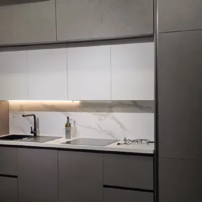 Cucina grigio moderna lineare Nuova  cielo Mobilturi a soli 6500€